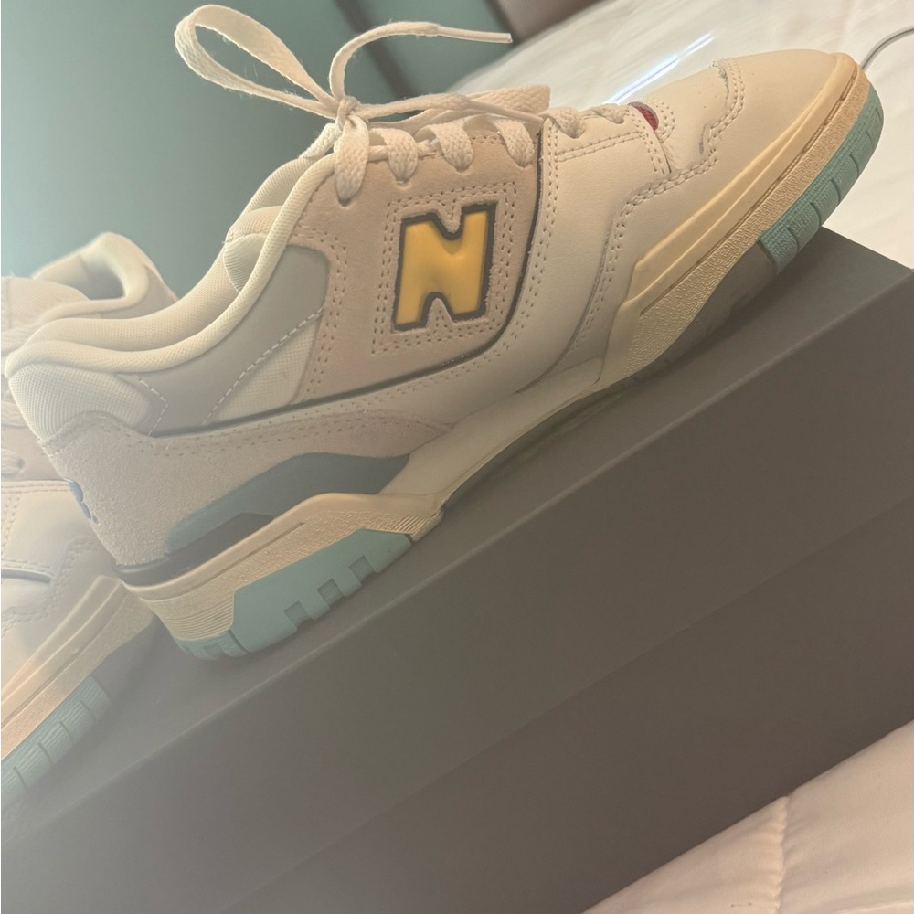 Unisex New Balance 550 Sneakers in Sea Salt Yellow - Picture 12 of 15